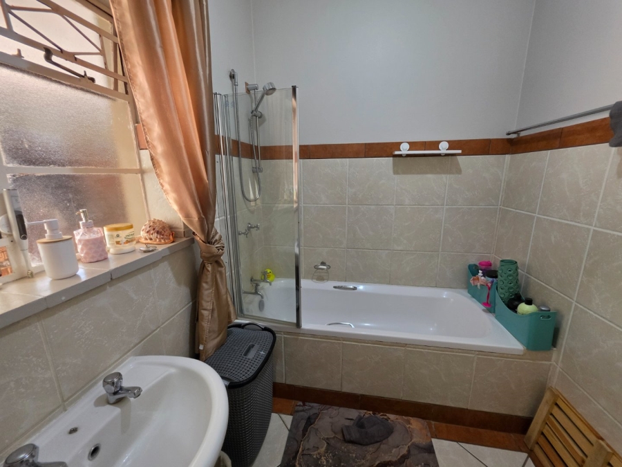 3 Bedroom Property for Sale in Bayswater Free State